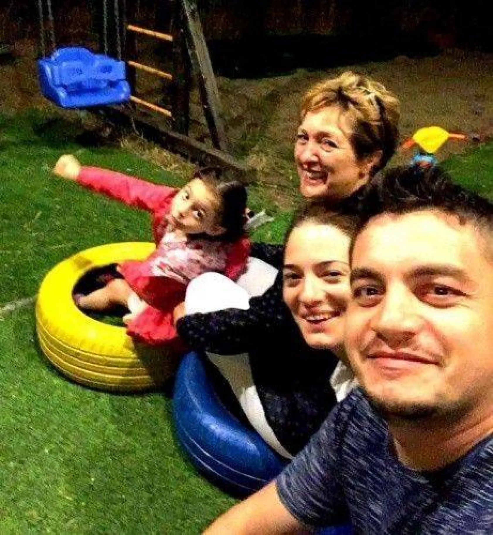 Güli miniklerinden sürpriz