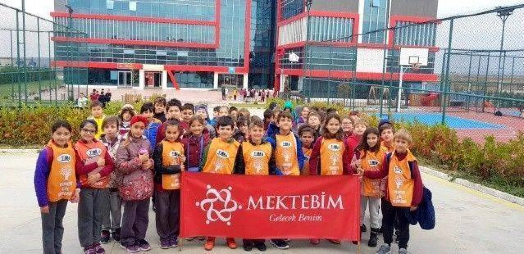 Minikler Meşe Palamudu Topladı