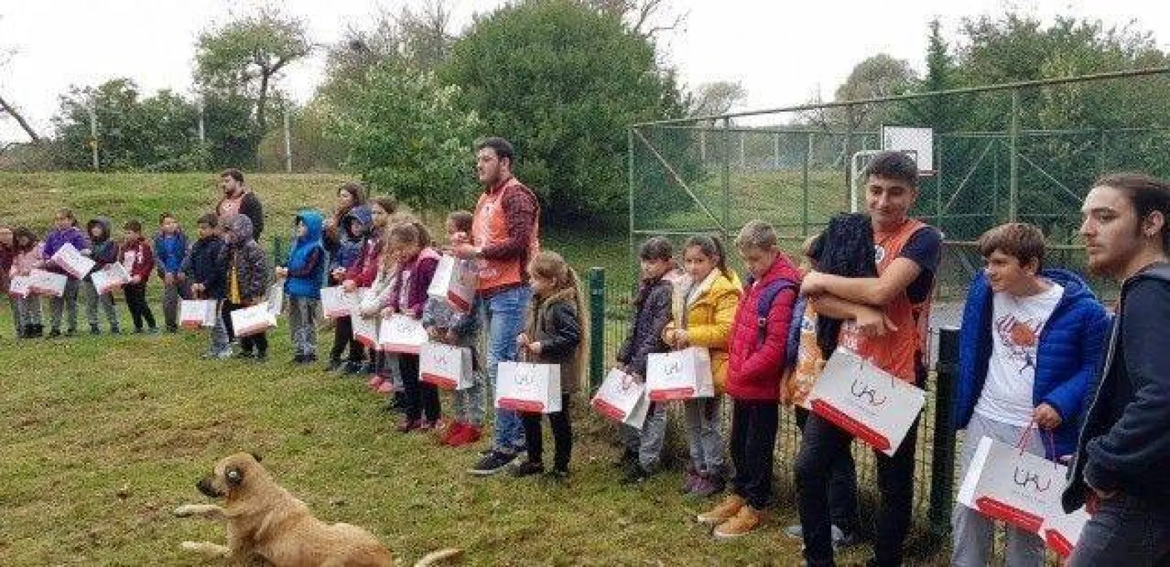 Minikler Meşe Palamudu Topladı