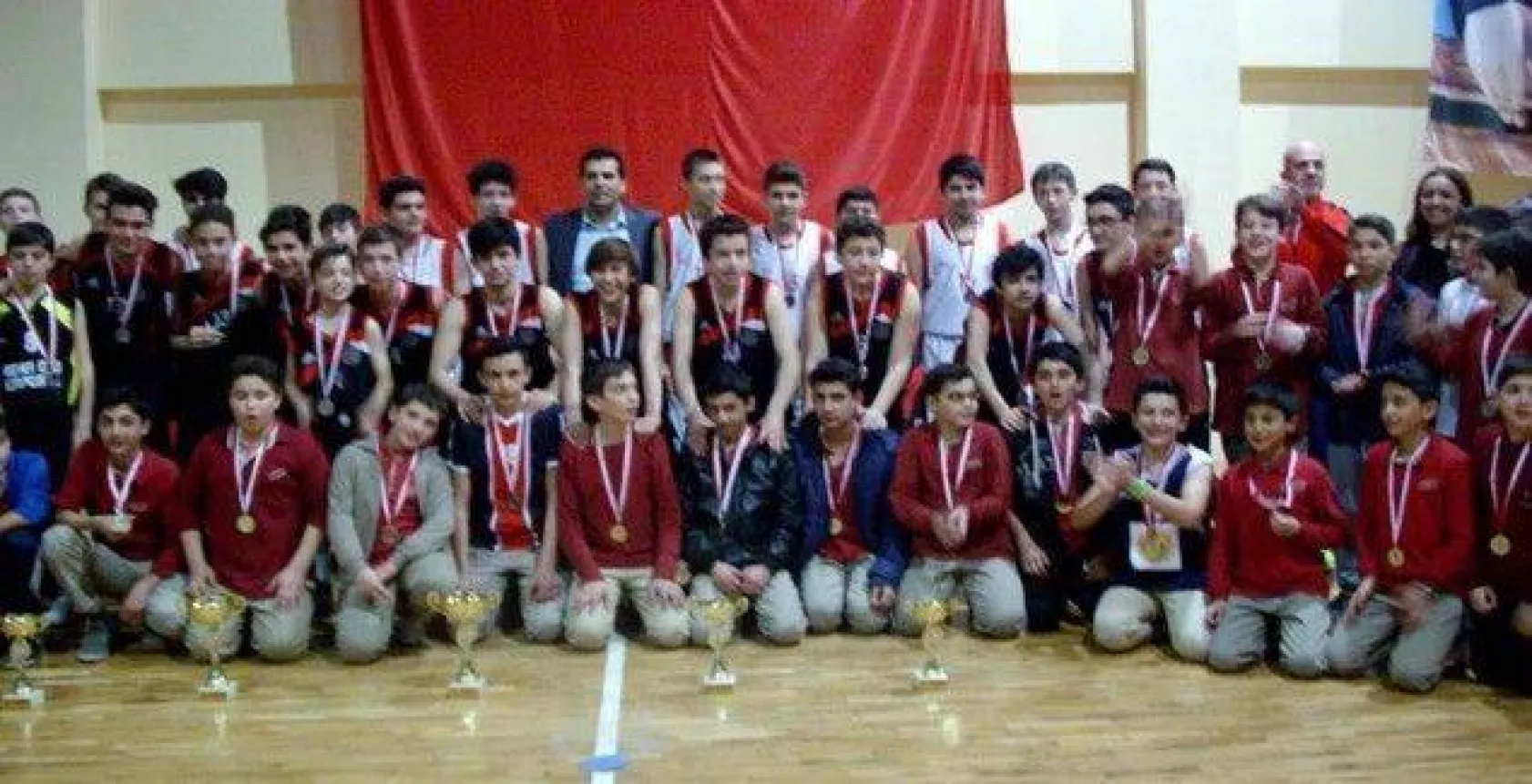 'Çağrıbey' sporda başarıya doymuyor