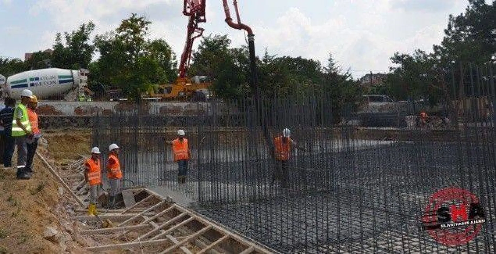 Çantalı hayırseverden anaokulu