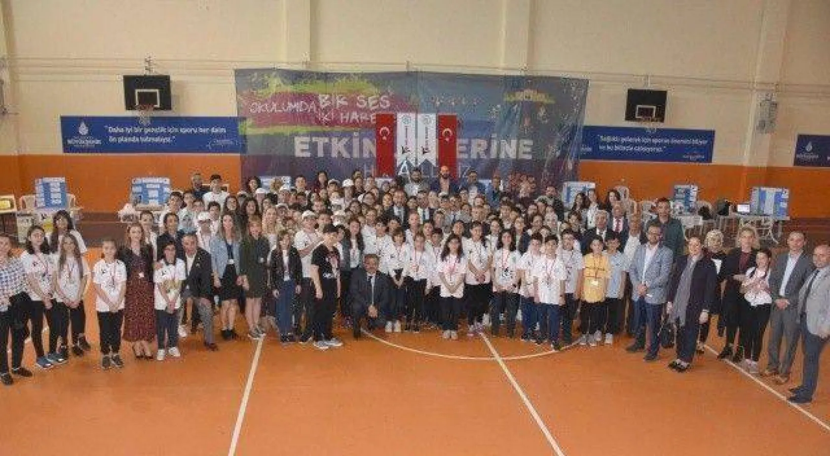 Ertuğrul Gazi Ortaokulu Kütüphanesi Açıldı