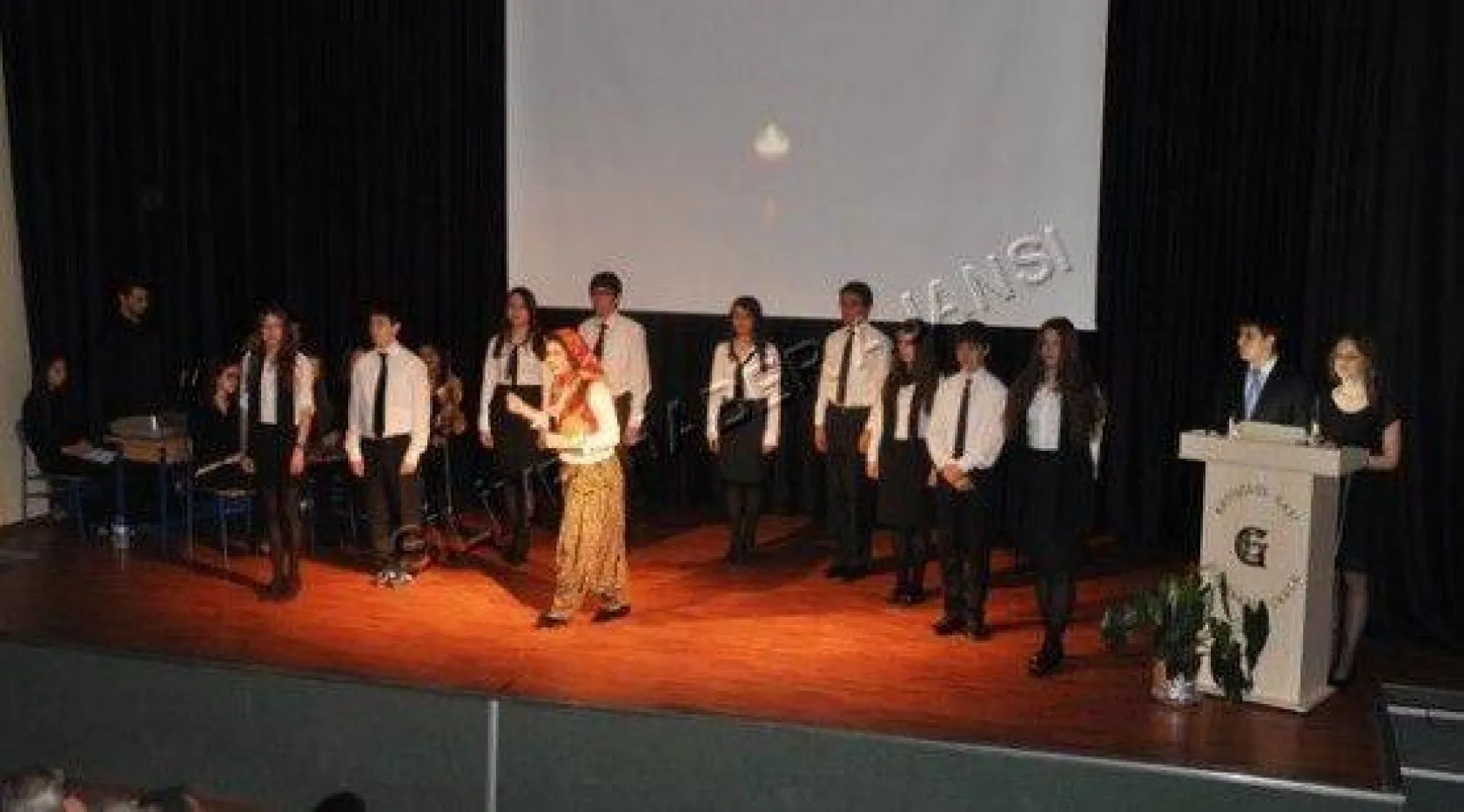 Çanakkale Şehitleri Saygıyla Anıldı