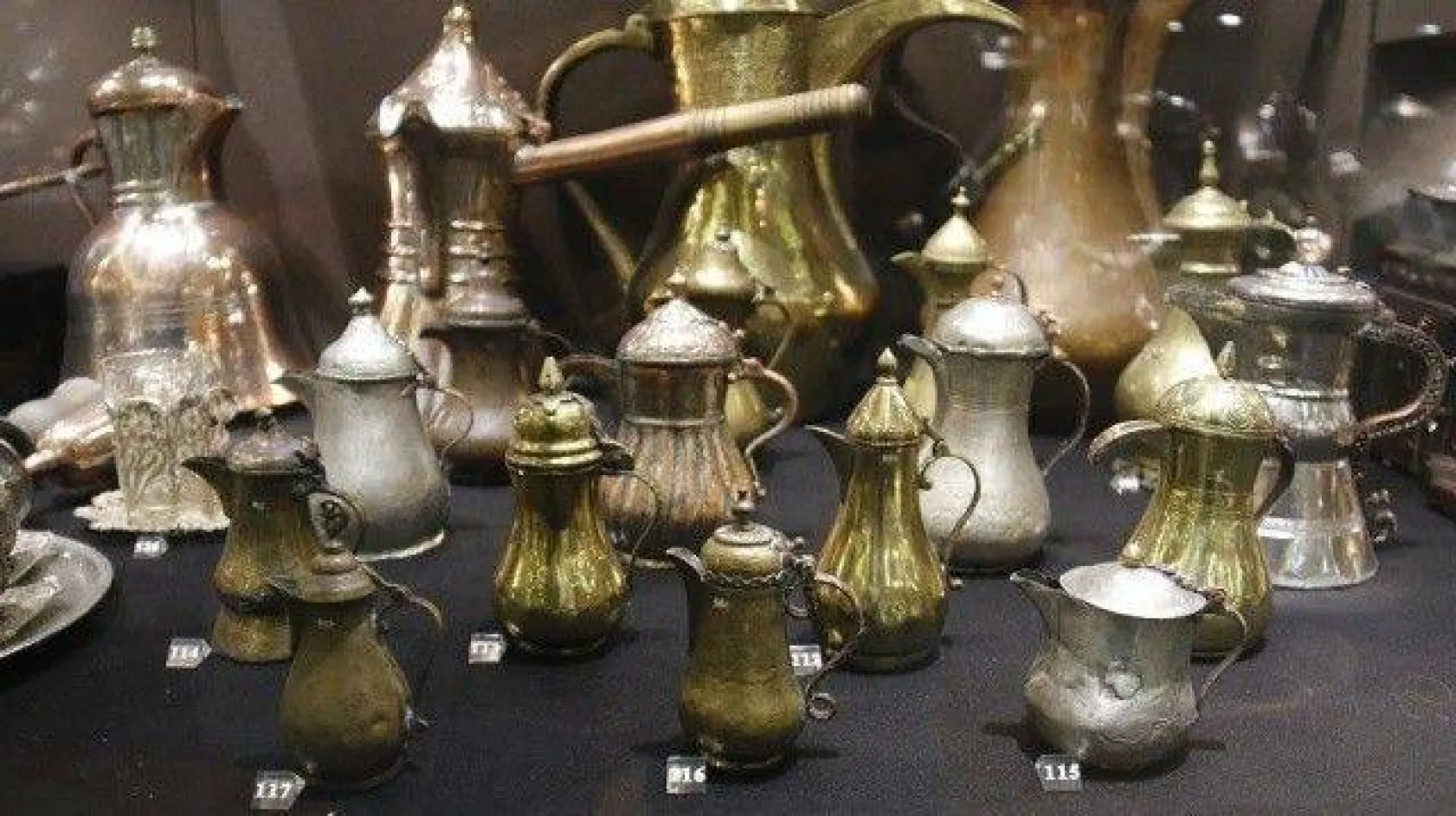 Fabrikaların ortasında 'Topkapı Sarayı'