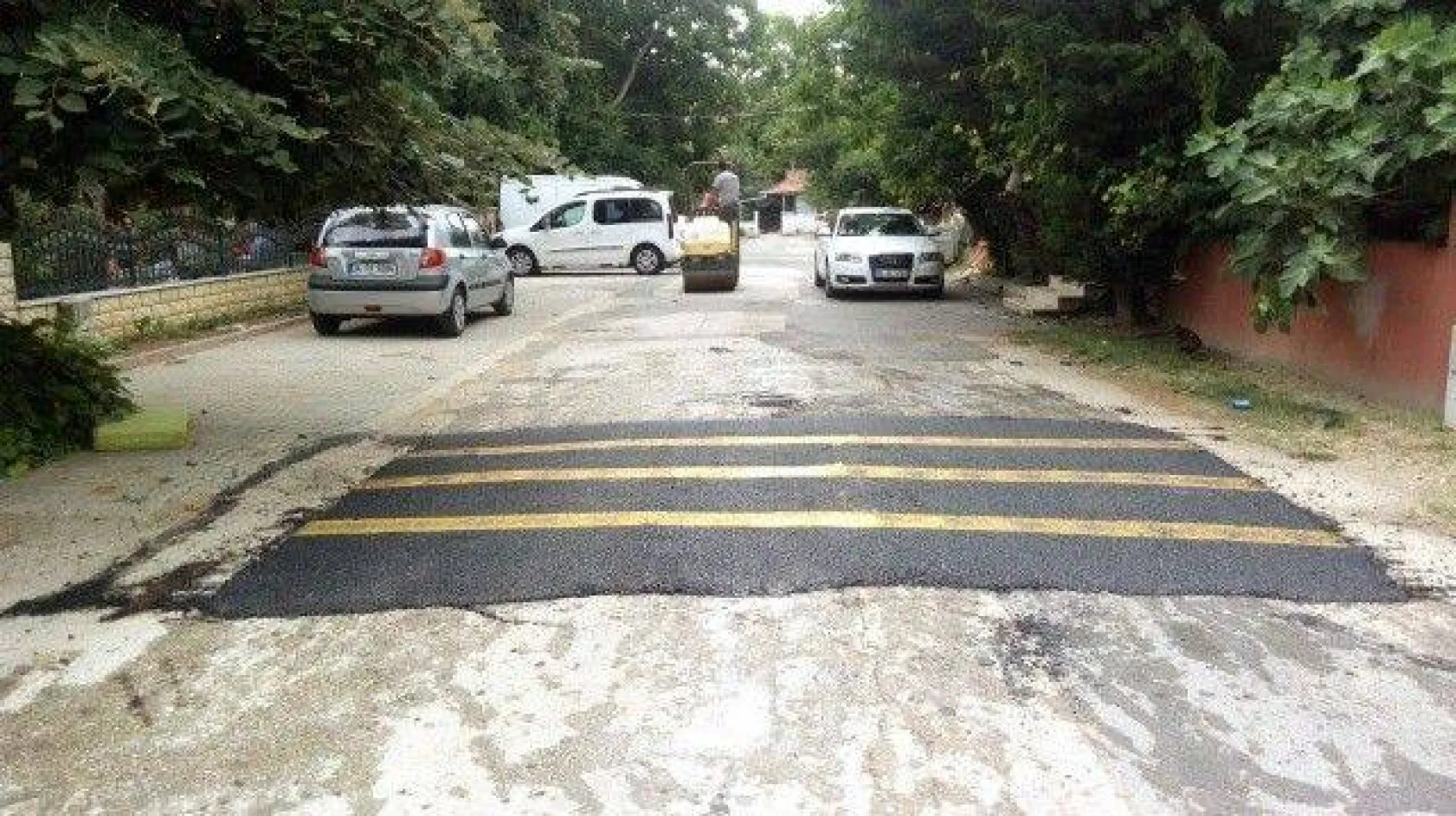 Belediye Ekipleri Saha Çalışmalarını Sürdürüyor