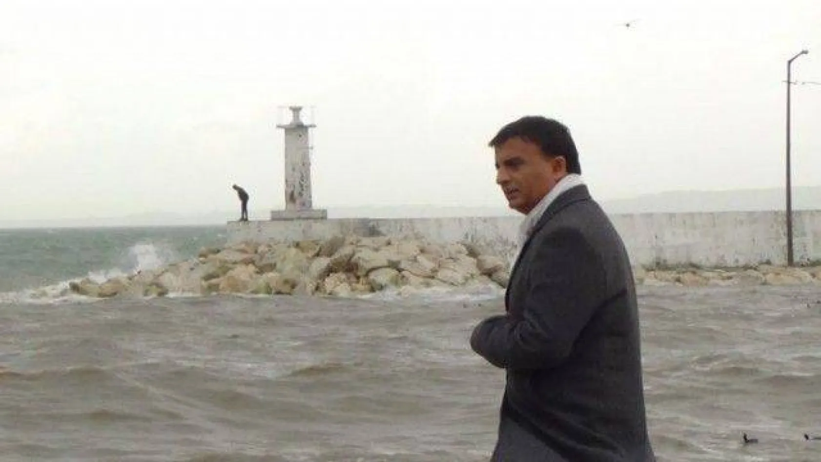 Lodosu fırsat bilip klip çekti