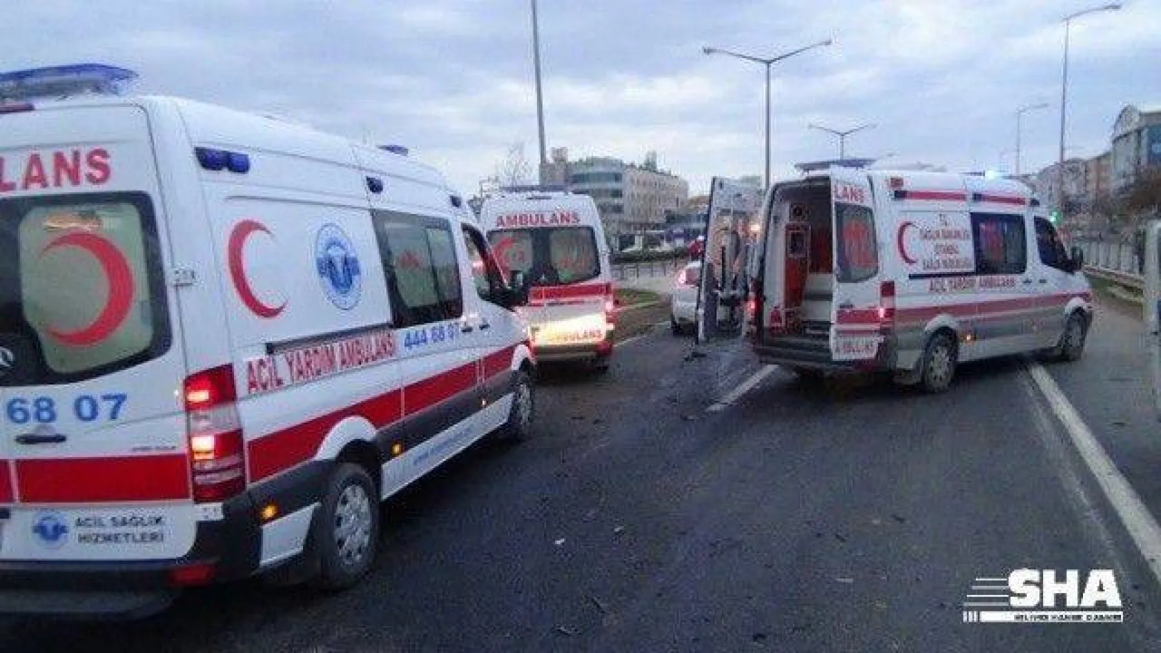 Facia gibi kaza 1'i ağır 17 yaralı