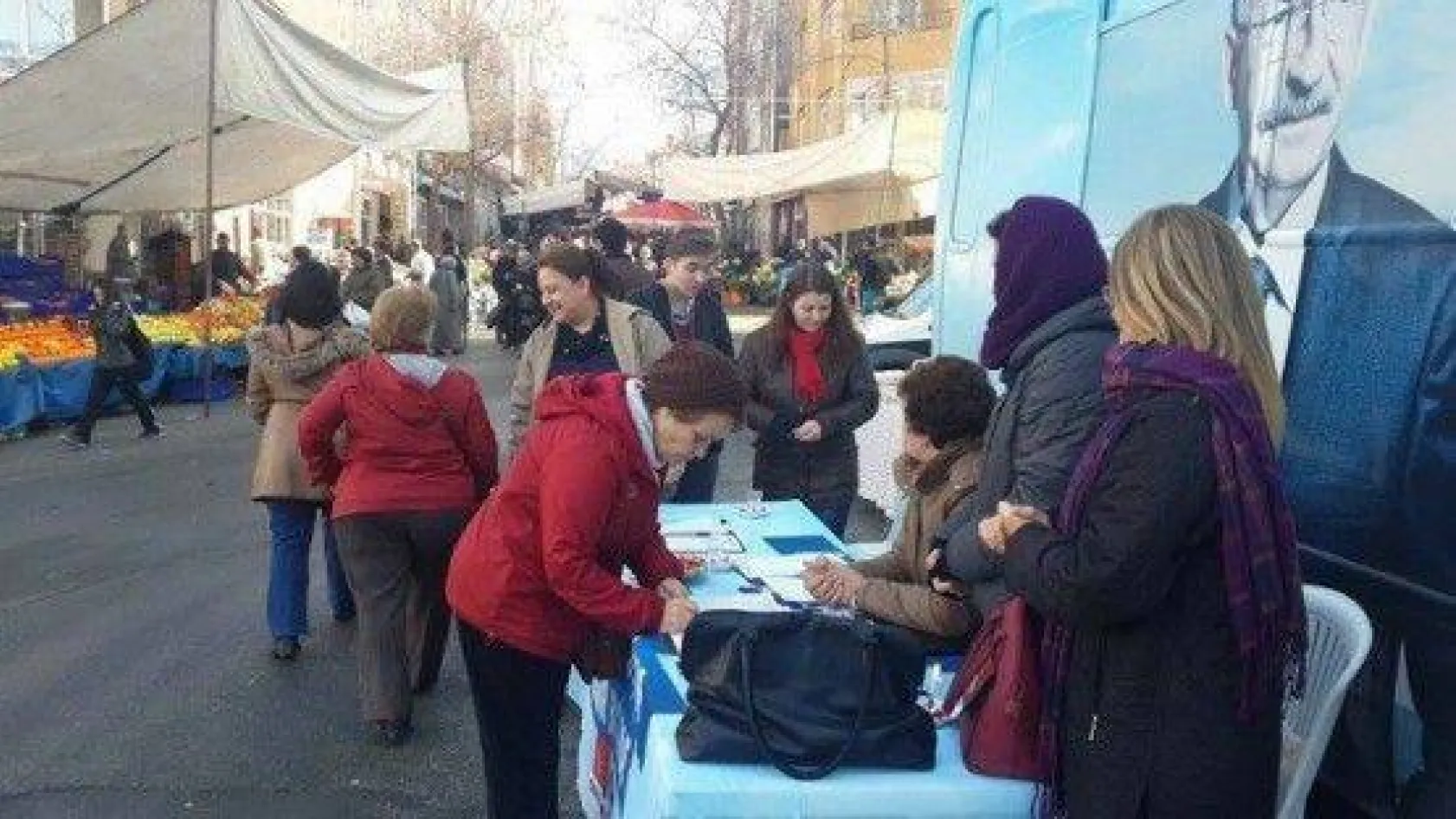 CHP'li kadınlar, Medeni Kanuna sahip çıkıyor