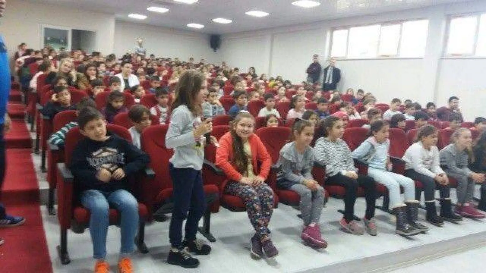 Baldöktü, öğrencilerle buluştu