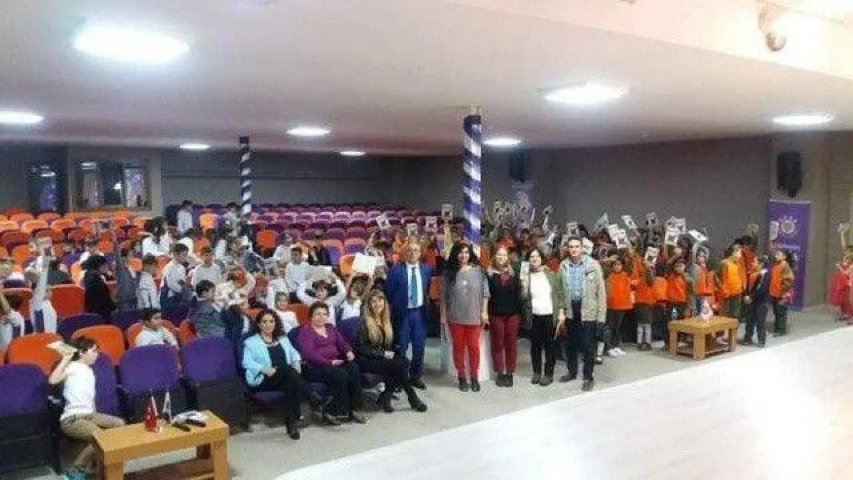 Bir Yazar, Bir Kitap, Yüz Fikir