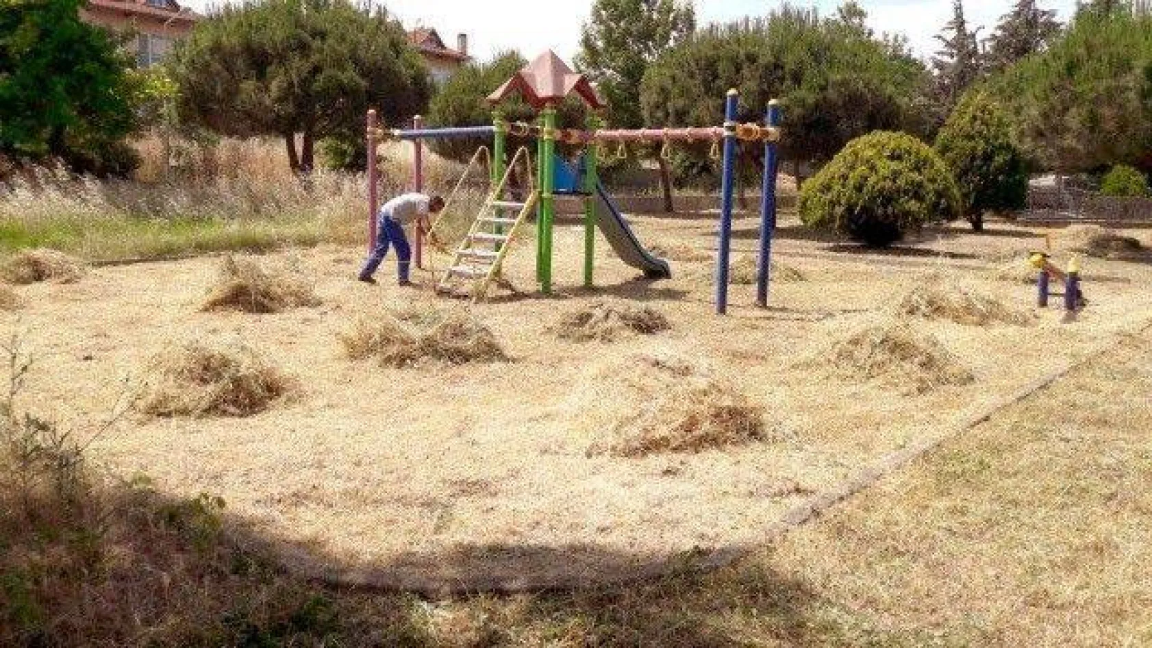 Belediye Ekipleri Saha Çalışmalarını Sürdürüyor