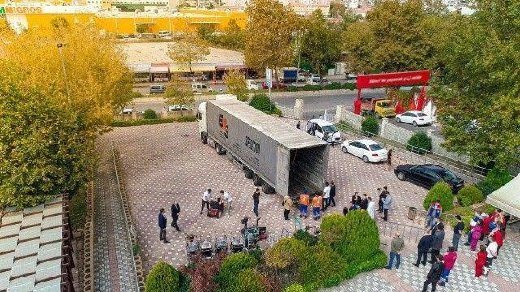 Engelli Bireylere Akülü ve Tekerlekli Sandalye Desteği