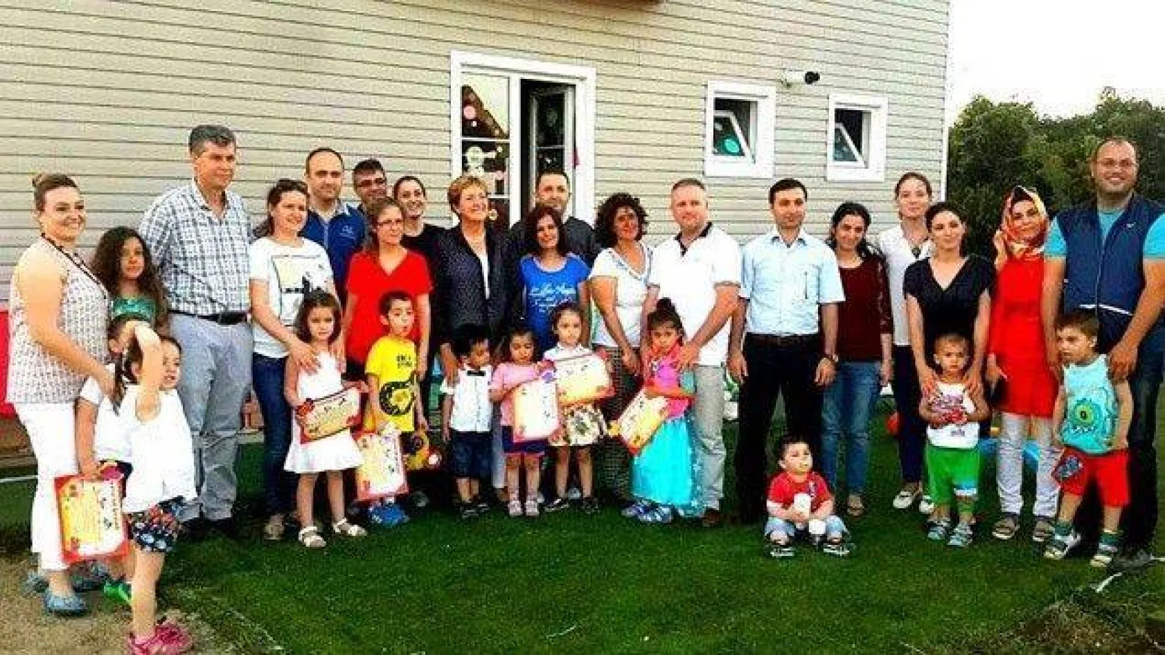 Güli miniklerinden sürpriz