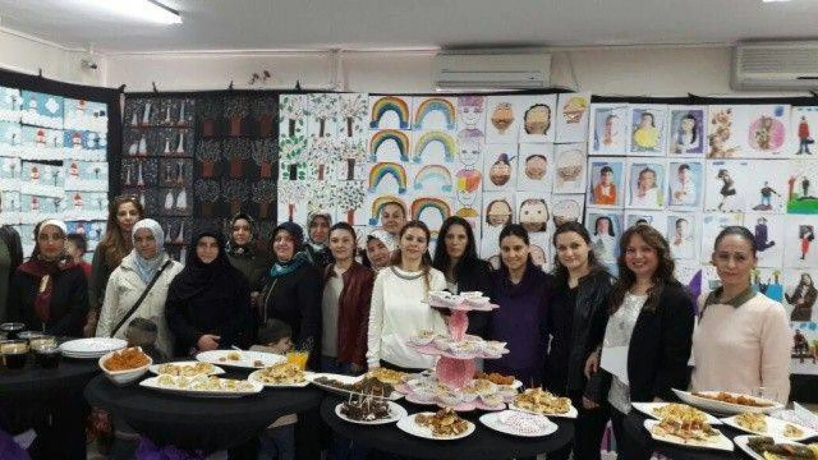 Öğrencilerden &quot30 nefes 30 renk&quot