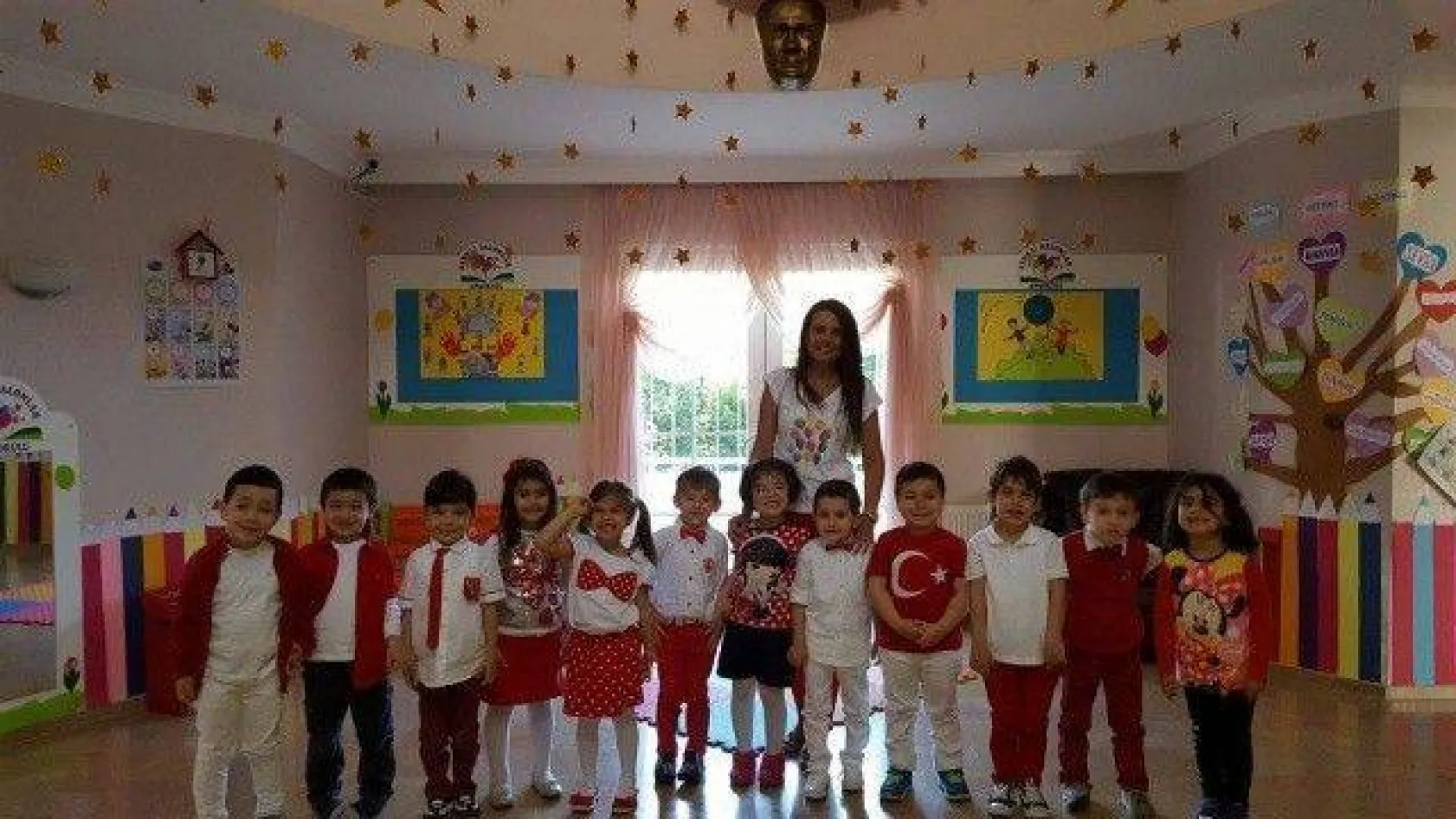 Renkli Balonlar'da 23 Nisan coşkusu