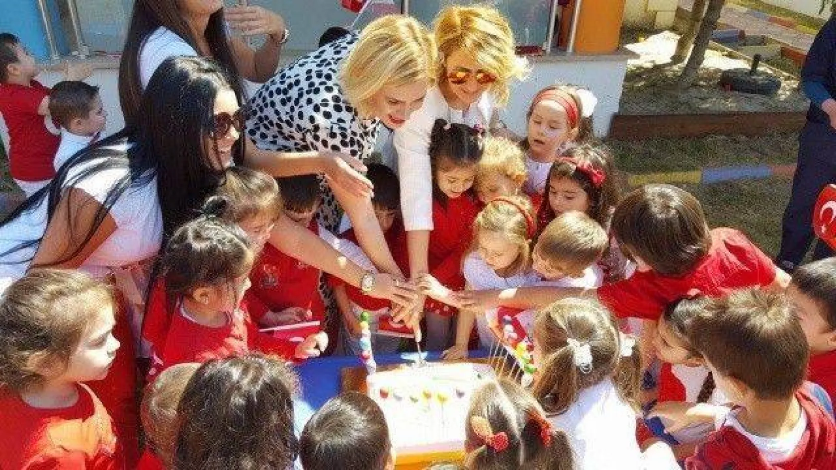 Renkli Balonlar'da 23 Nisan coşkusu