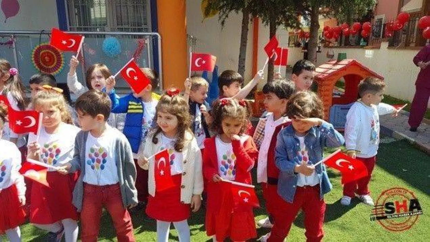 Renkli Balonlar'da çifte kutlama