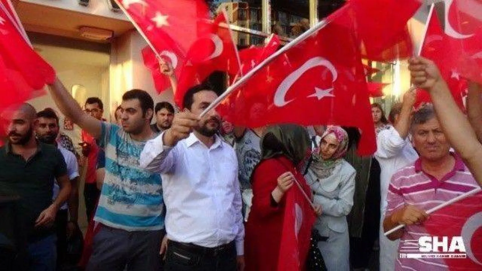 Silivri Halkı Darbeye Karşı Tek Yürek