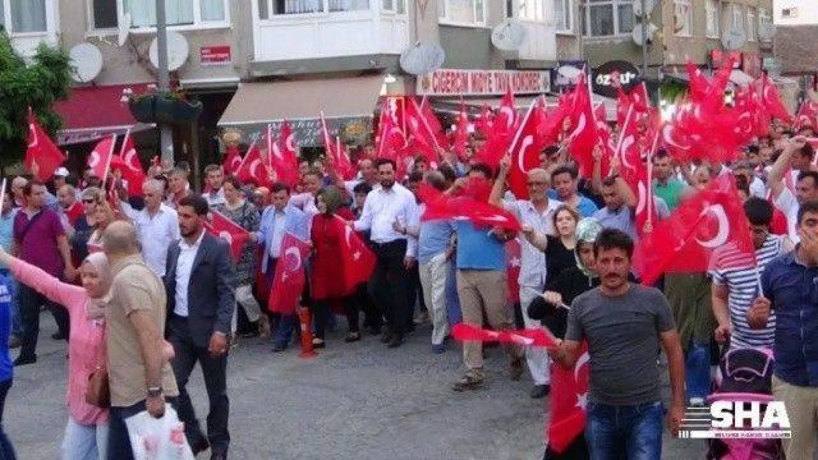 Silivri Halkı Darbeye Karşı Tek Yürek