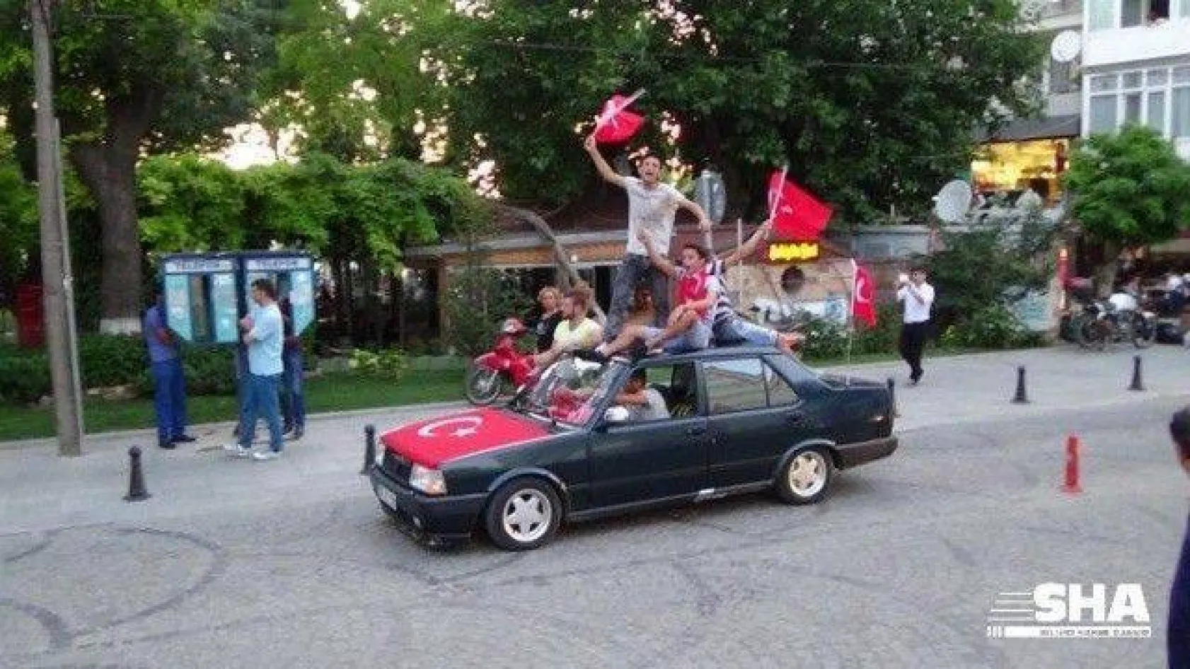 Silivri Halkı Darbeye Karşı Tek Yürek