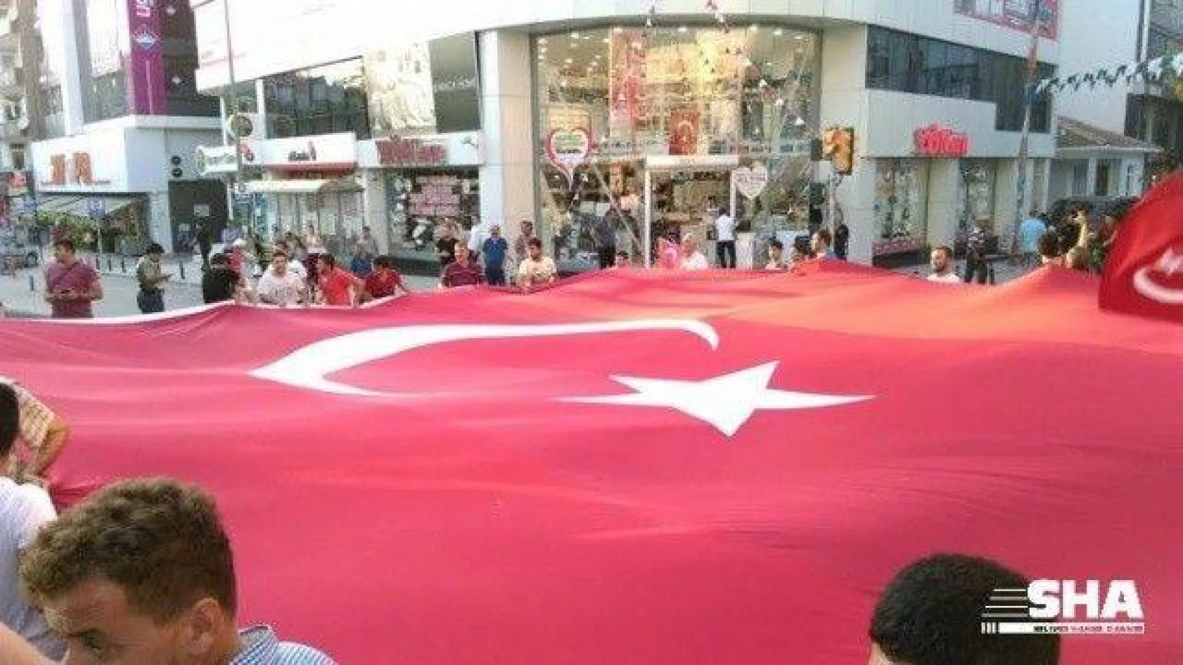 Silivri Halkı Darbeye Karşı Tek Yürek