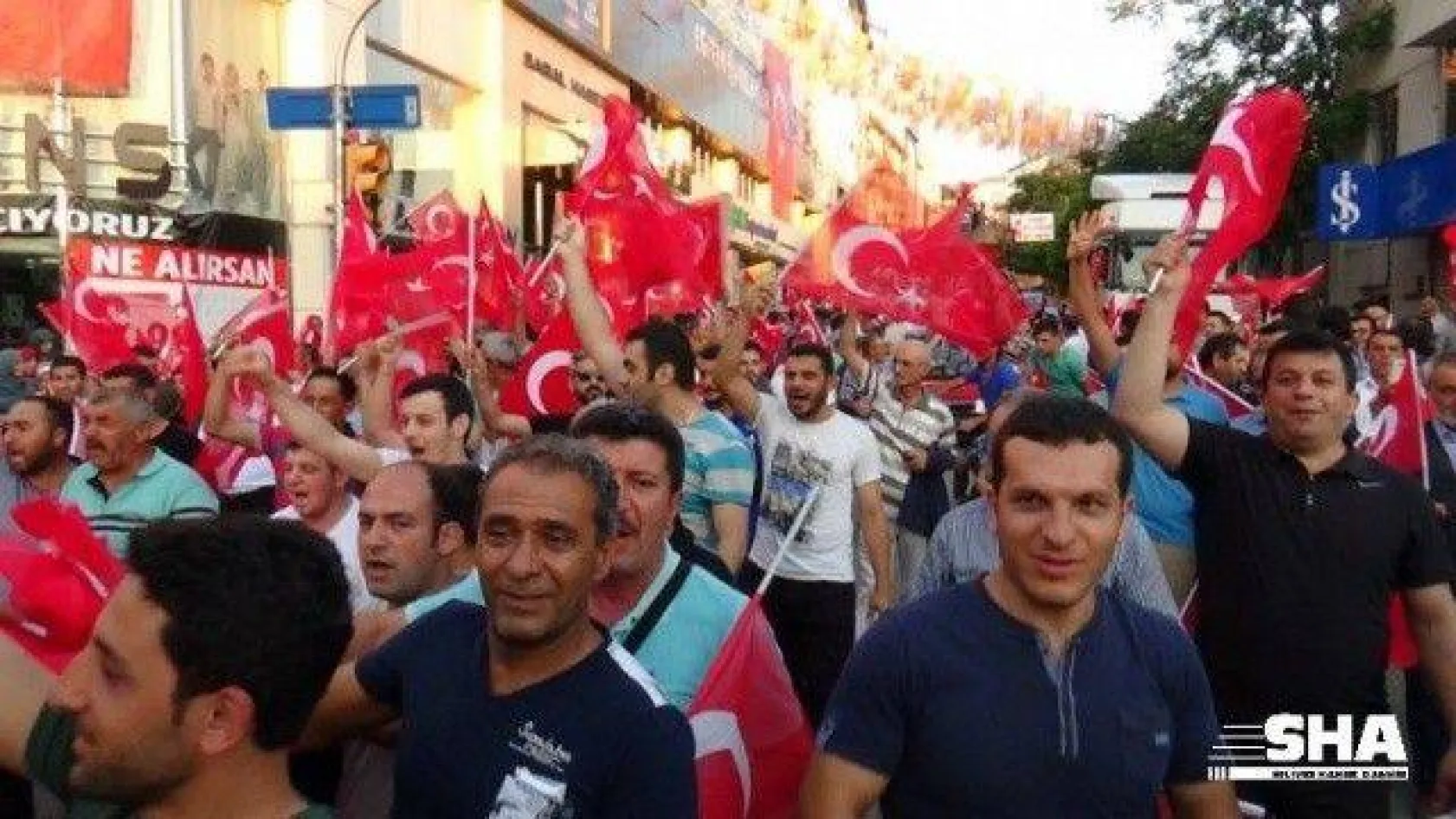 Silivri Halkı Darbeye Karşı Tek Yürek