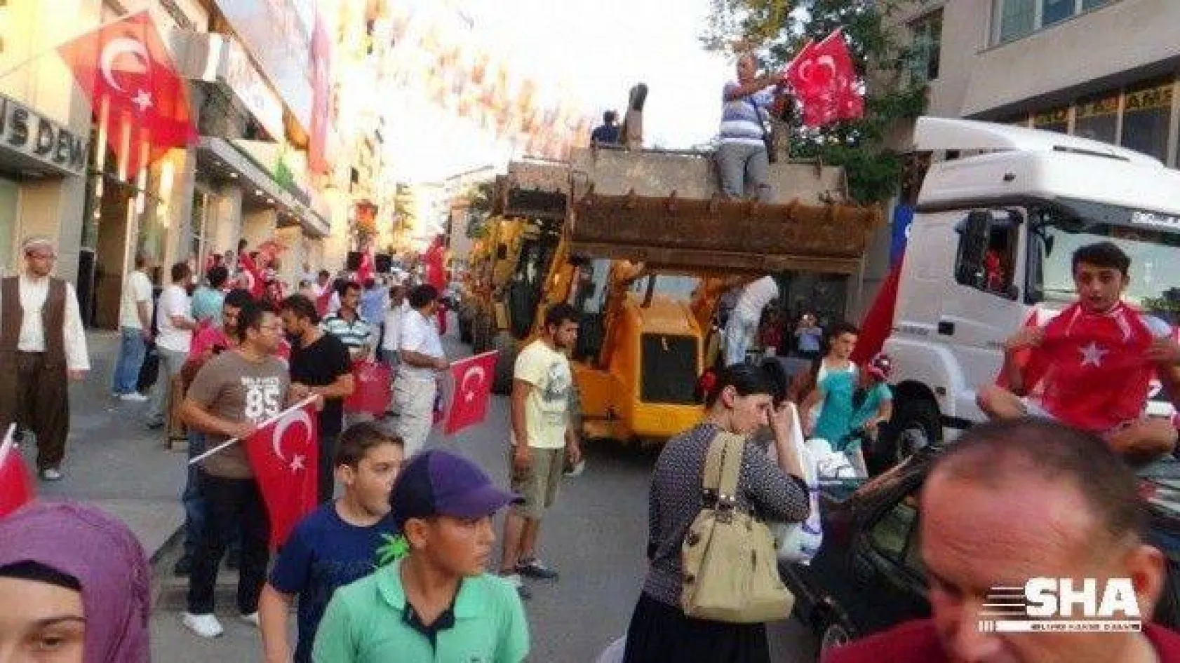 Silivri Halkı Darbeye Karşı Tek Yürek