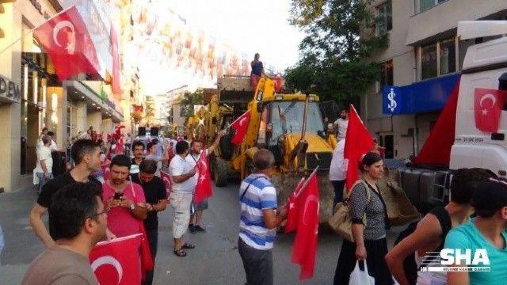 Silivri Halkı Darbeye Karşı Tek Yürek