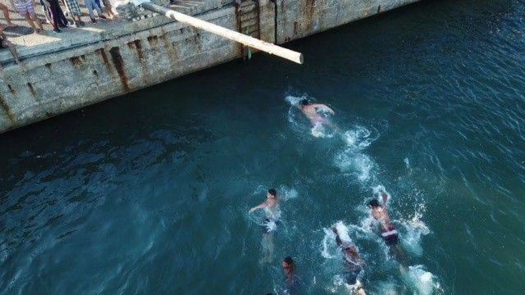 Deniz Yarışlarında Büyük Mücadele