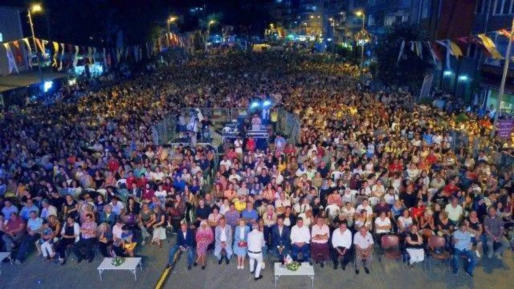 Yoğurt Festivali'nde Rock Müzik Keyfi