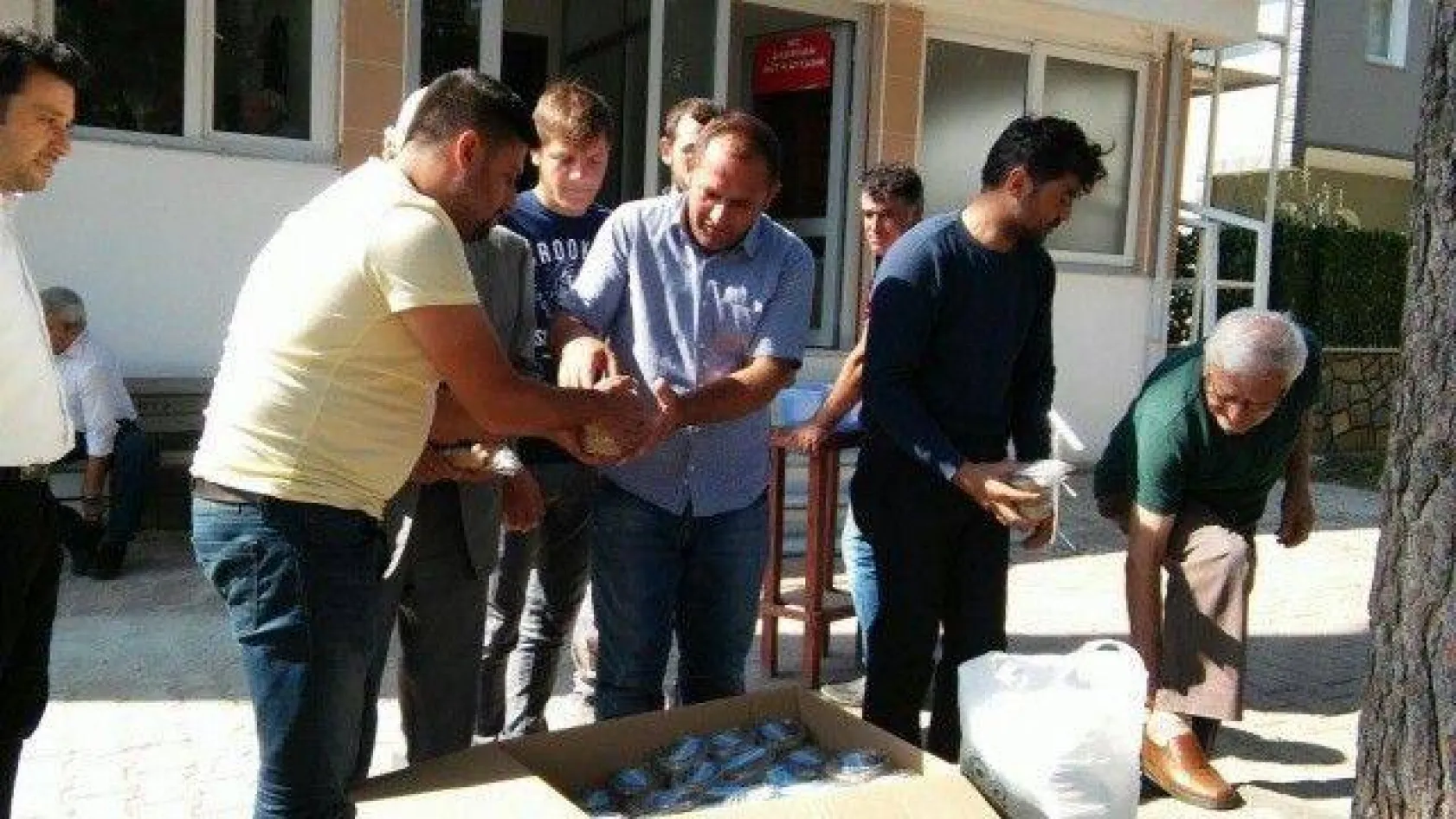 Silivri Belediyesi 25 Bin Aşure Dağıttı