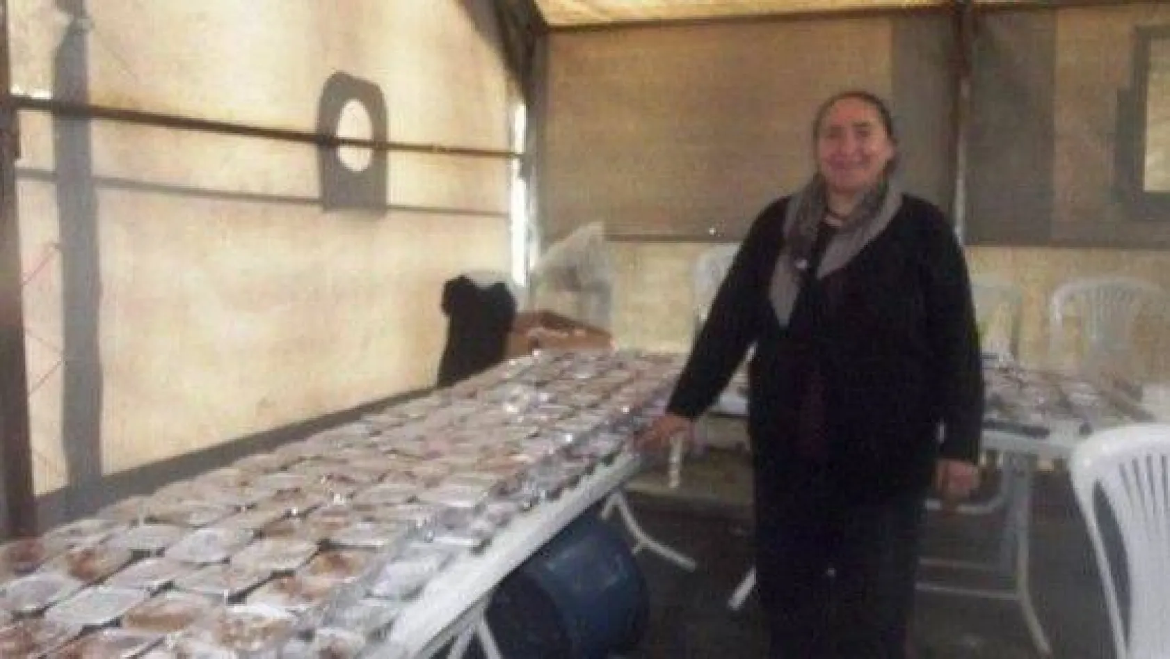 Aşureler kaynadı,kurbanlar kesildi