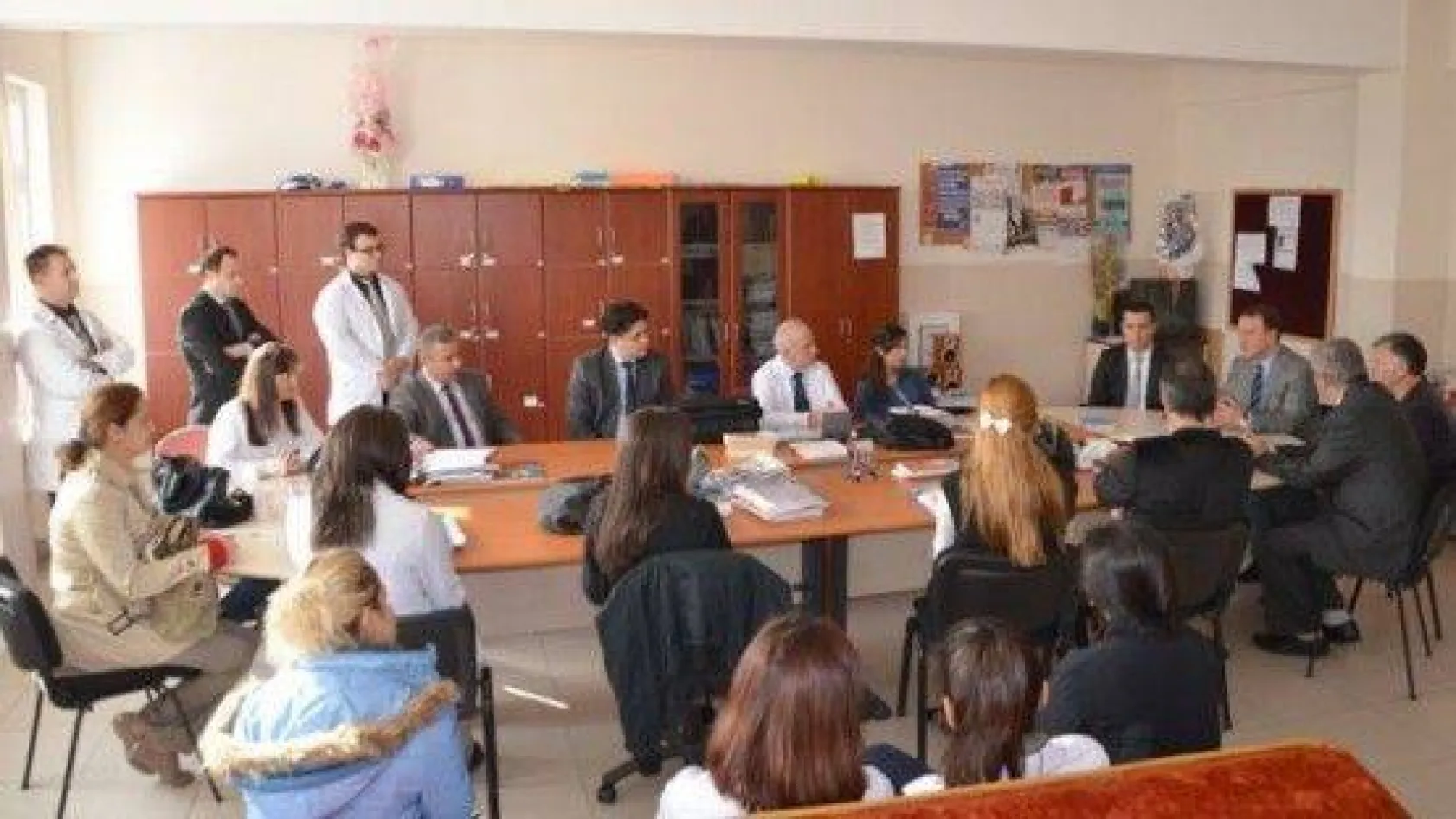 Işıklar Eğitimcileri Ziyaret Ediyor