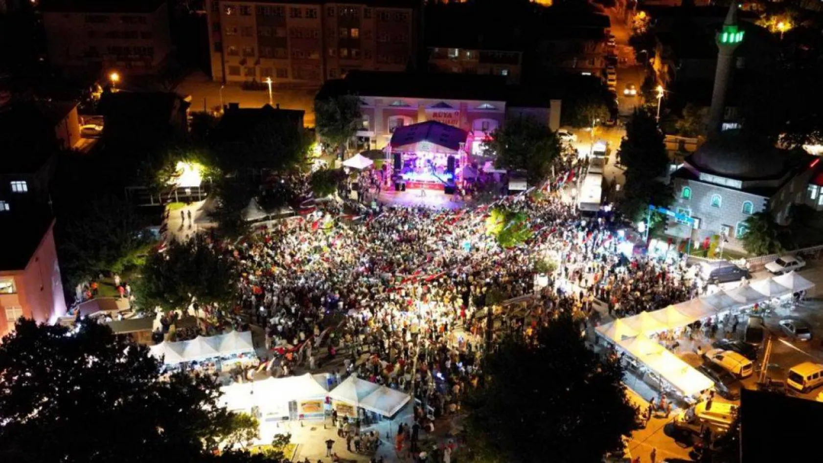 Silivri'de börek festivali coşkusu yaşandı