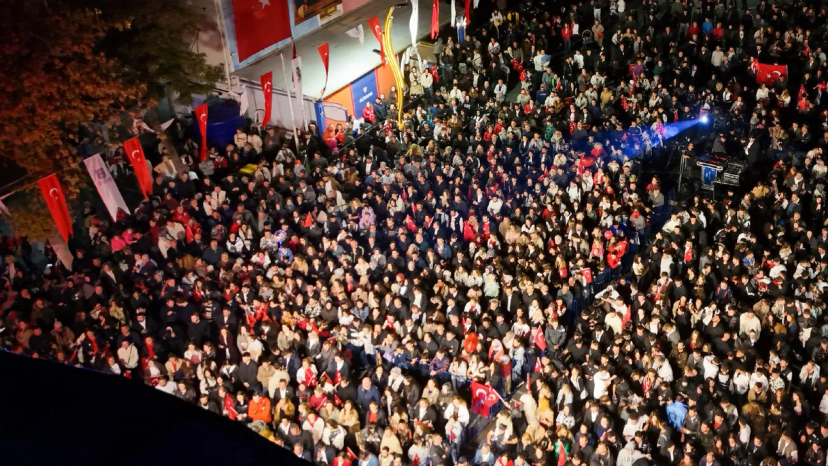 29 Ekim'de Silivri'de tarihinin en kalabalık kutlaması yapıldı