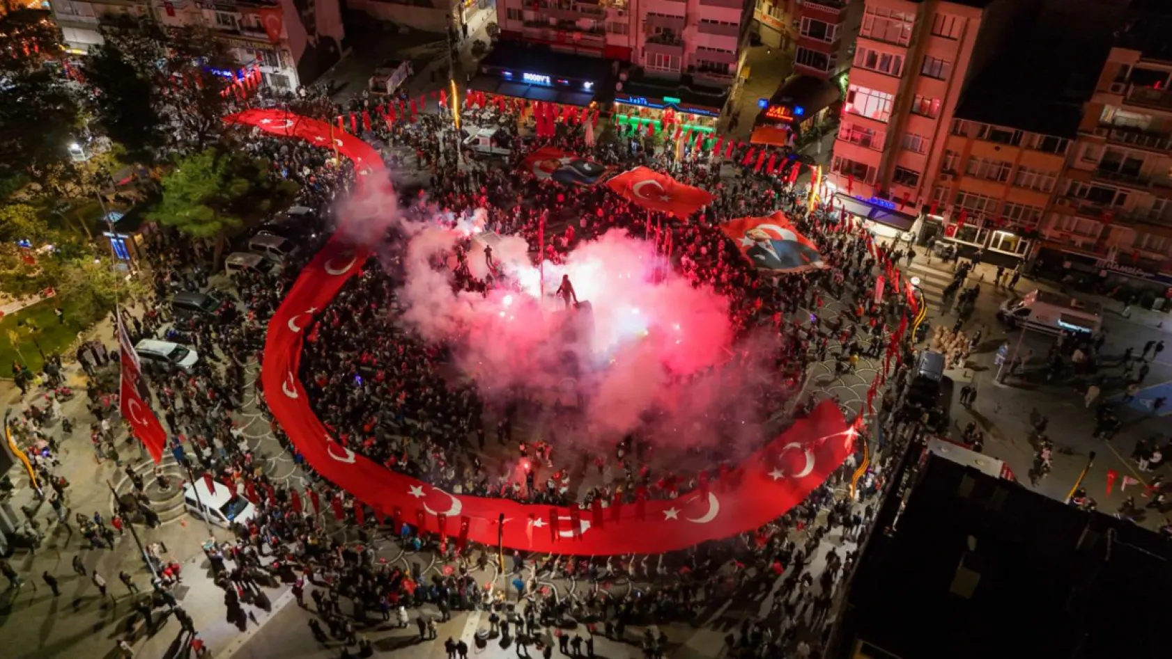 29 Ekim'de Silivri'de tarihinin en kalabalık kutlaması yapıldı