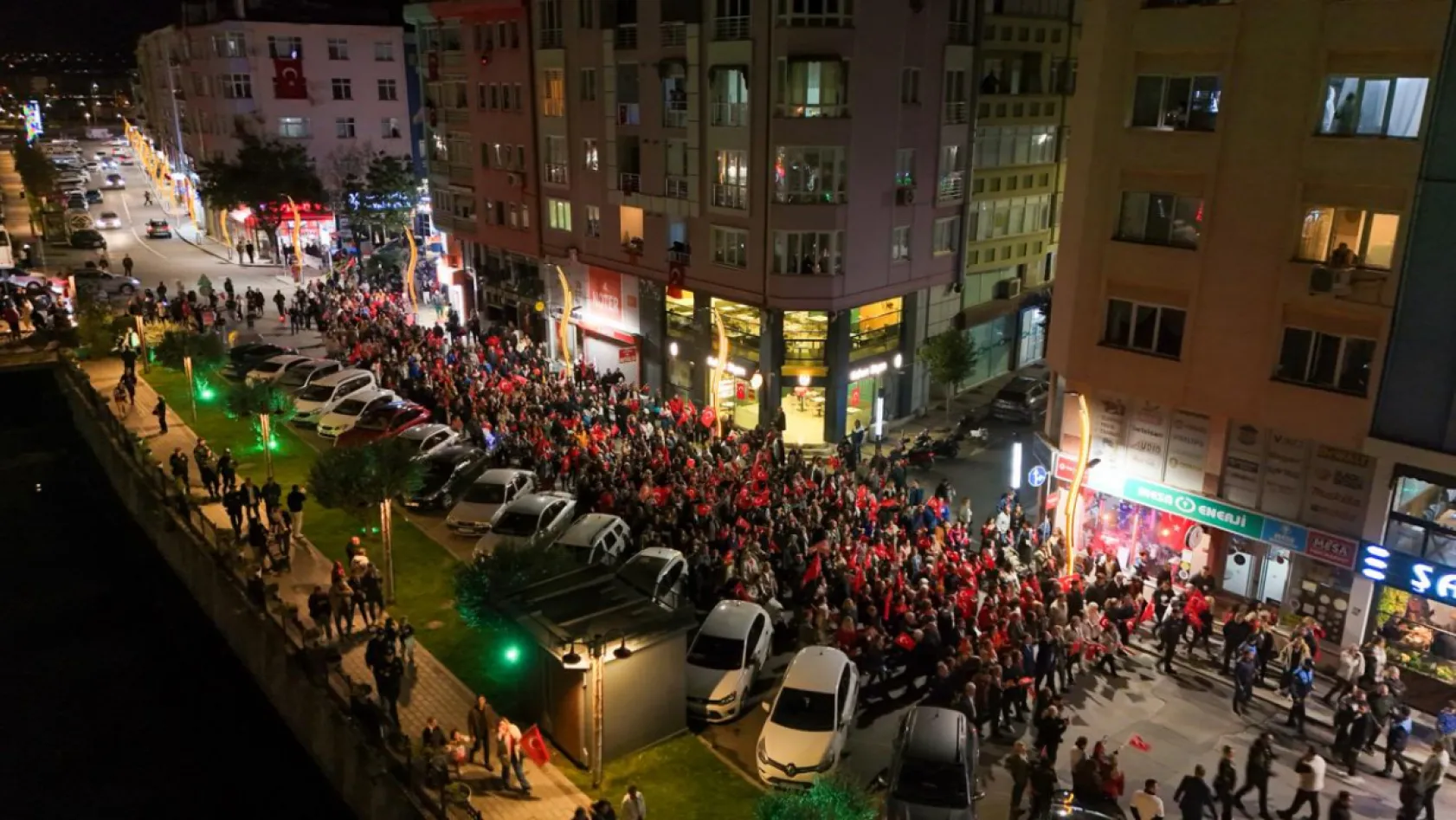 29 Ekim'de Silivri'de tarihinin en kalabalık kutlaması yapıldı