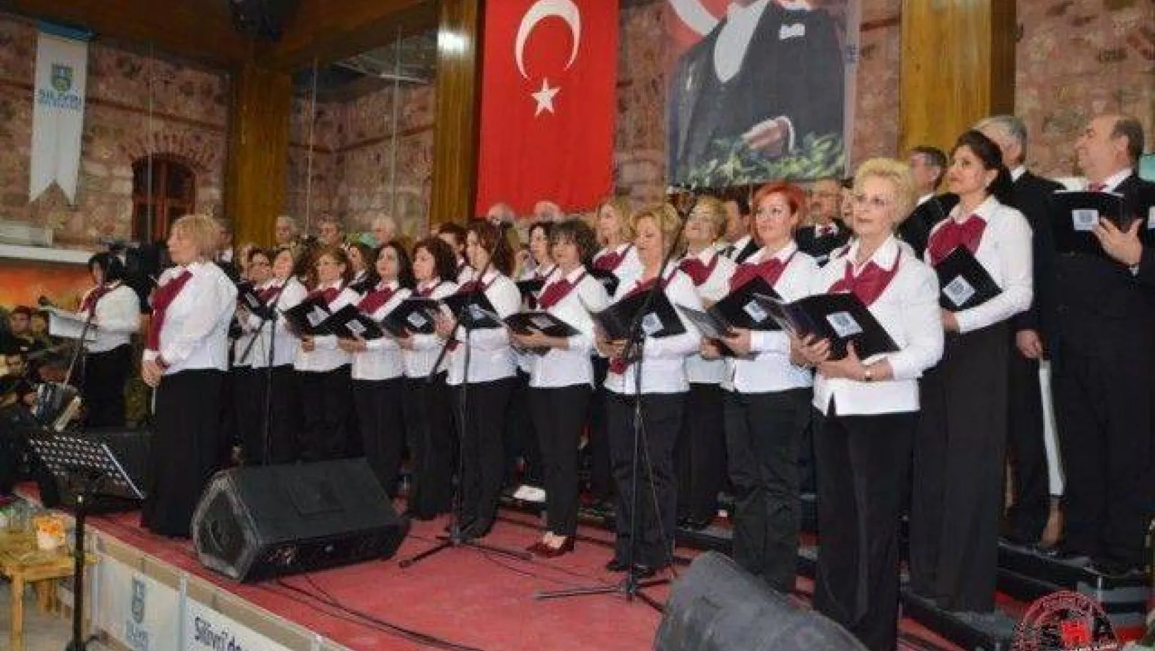 Türkü Türkü Çanakkale Büyüledi