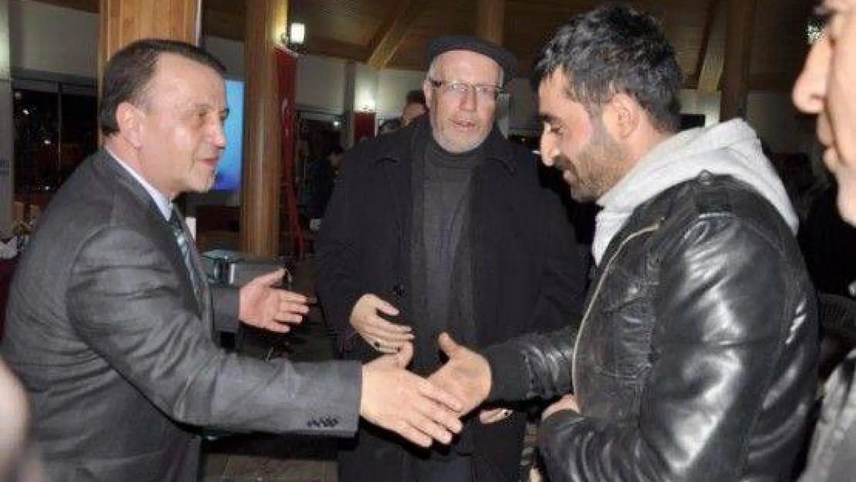 Işıklar Selimpaşa Pazar esnafıyla bir araya geldi