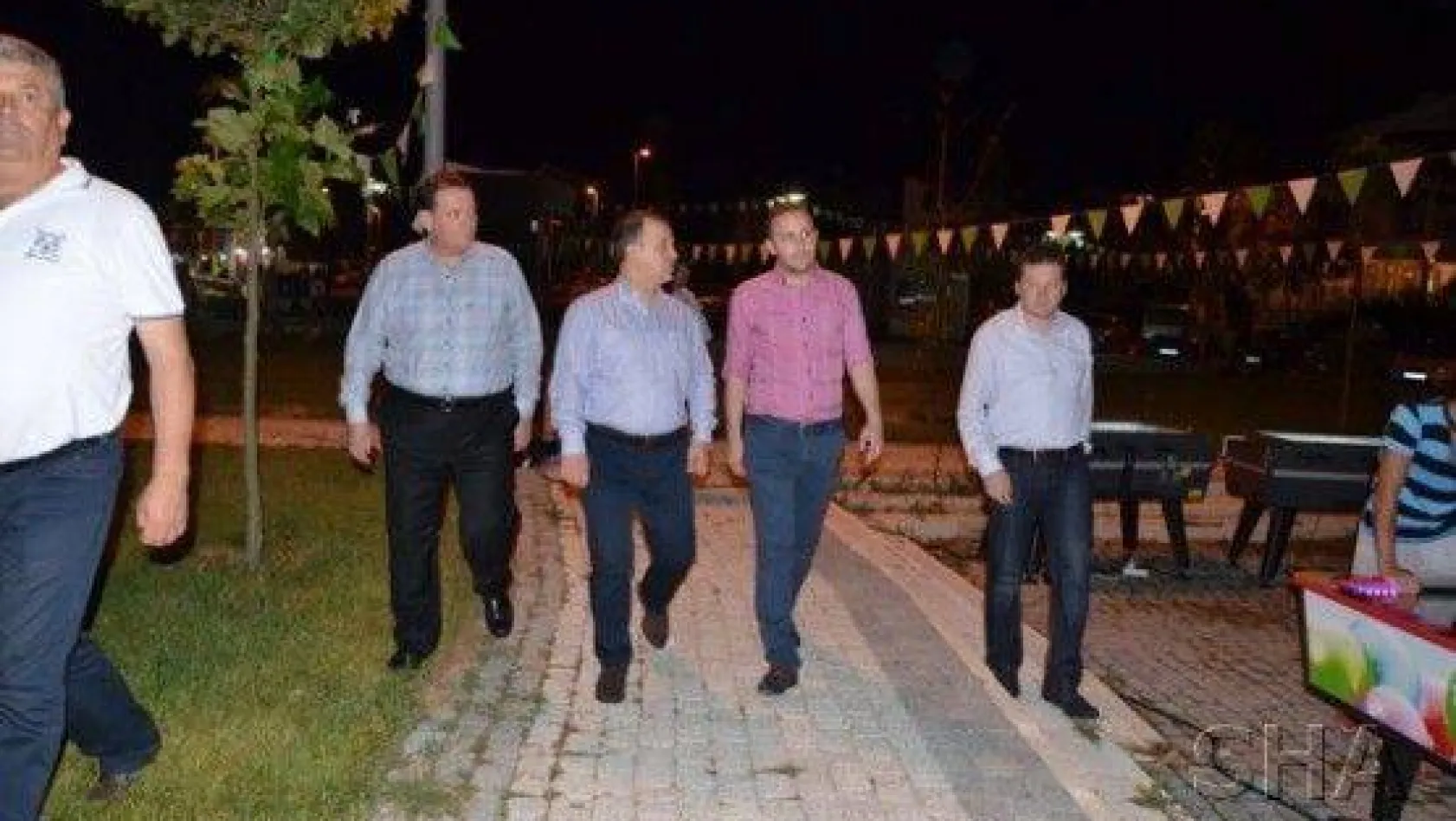 Işıklar Gümüşyaka Gece Pazarını Ziyaret Etti