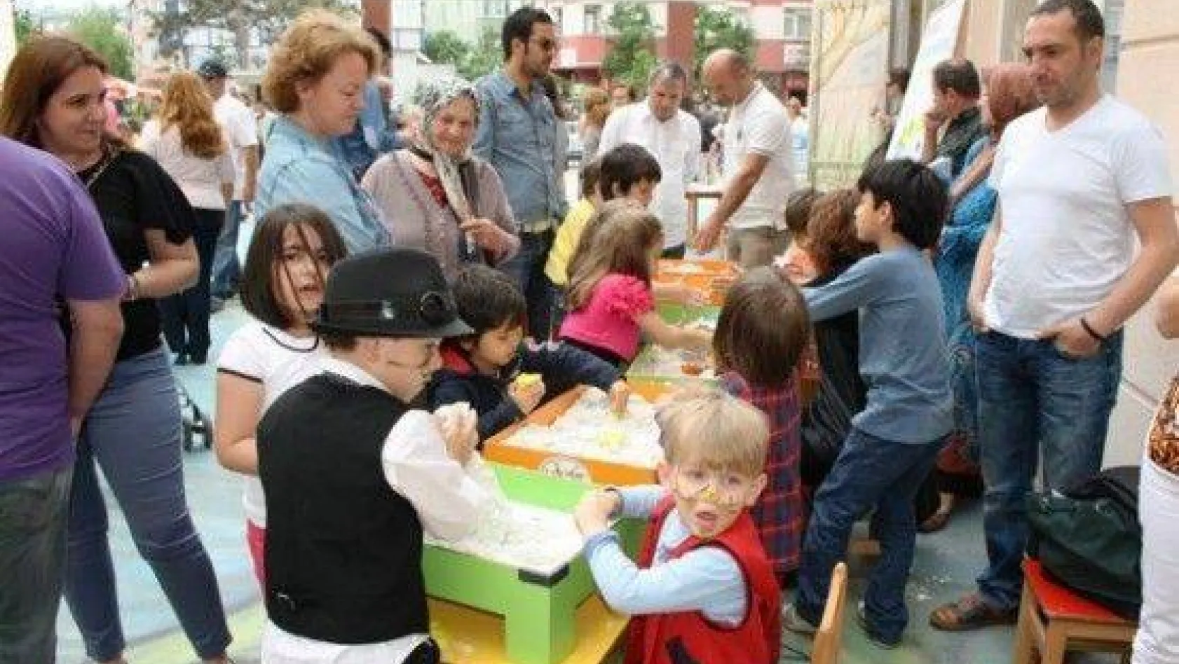 Akademi Koleji'nden Okuma Bayramı Şenliği…