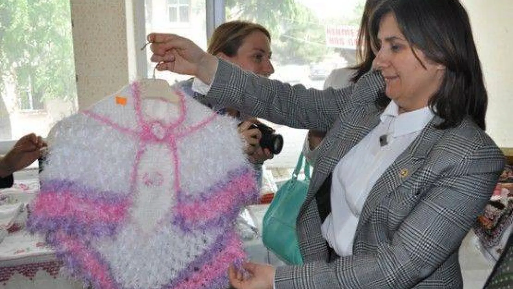 Burs için kermes düzenlediler