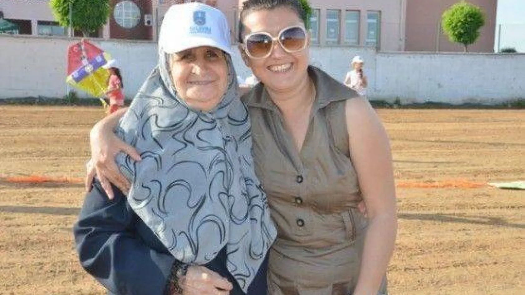 Uçurtmalar gökyüzüyle buluştu