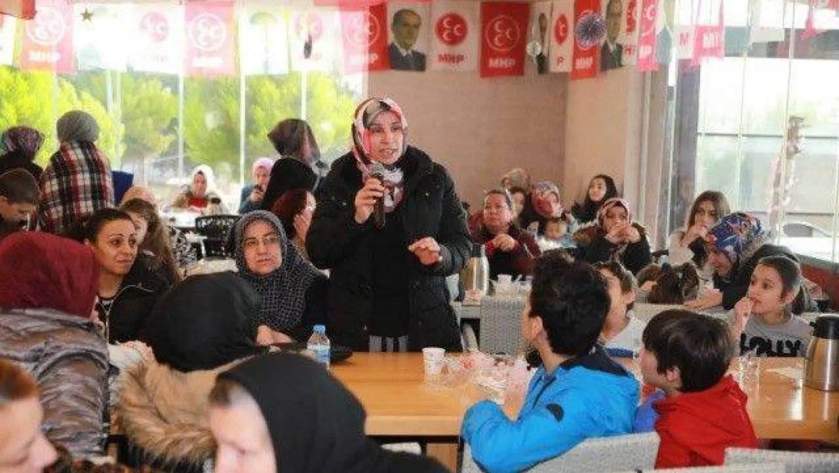 MHP'den Selimpaşalı kadınlara özel toplantı