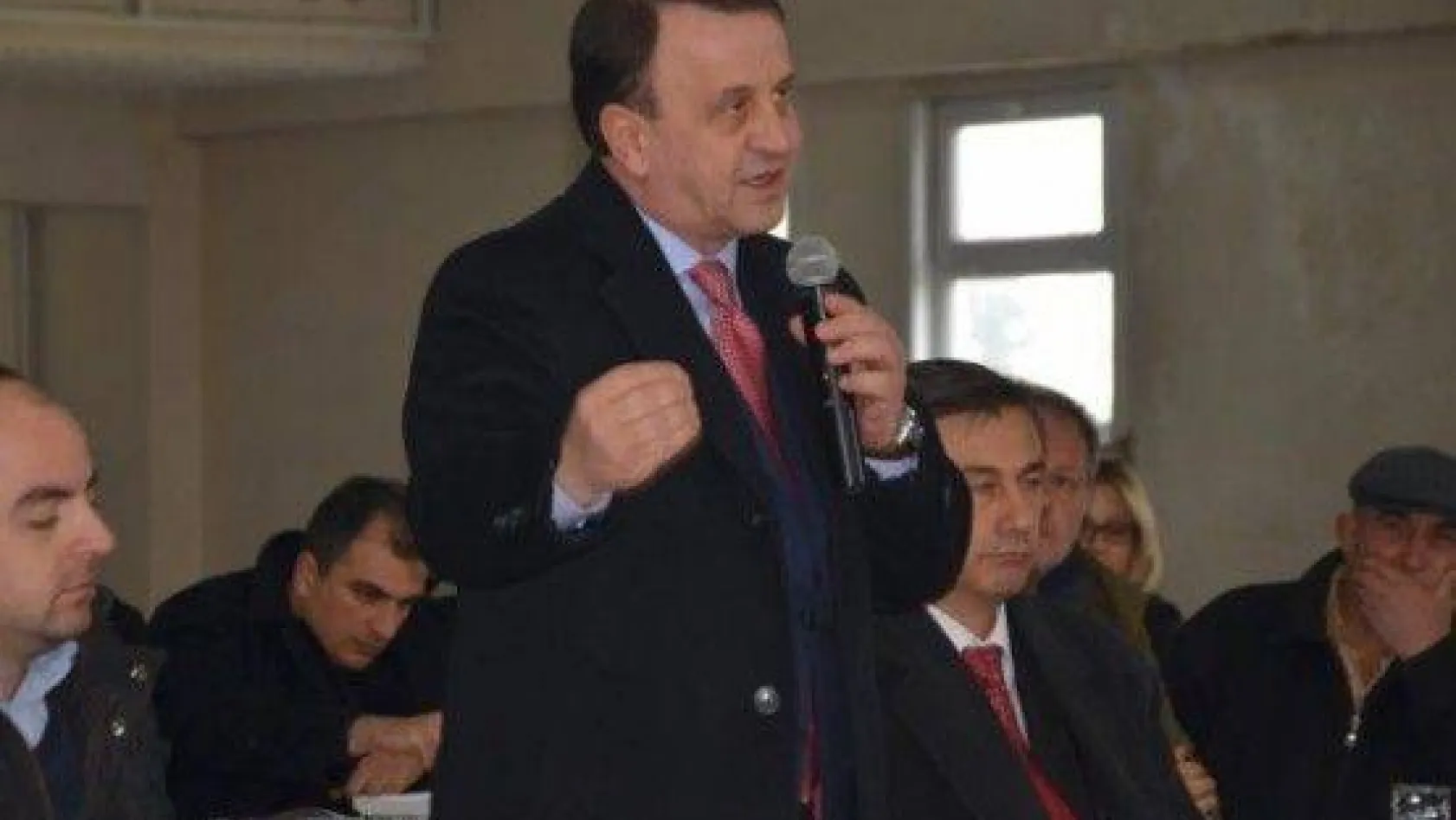 Işıklar 'Köylü mağdur edilecek'