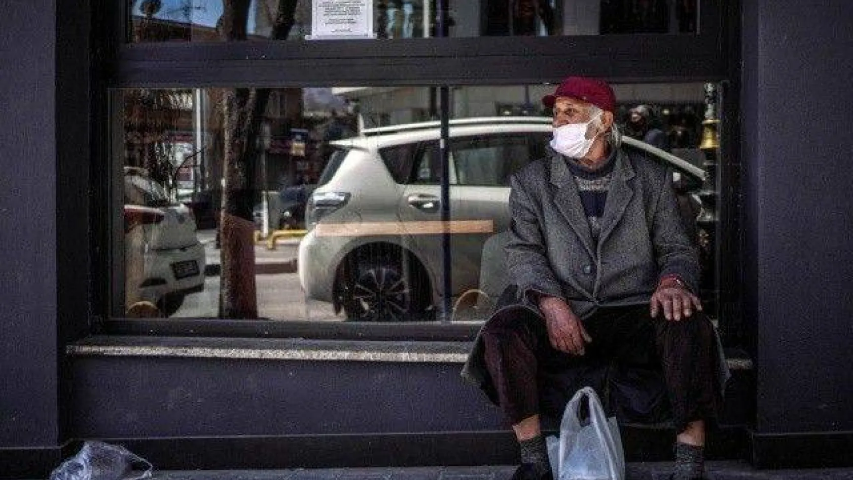 Maskeyle geçen 365 gün: Türkiye'nin virüsle 1 yıllık imtihanı