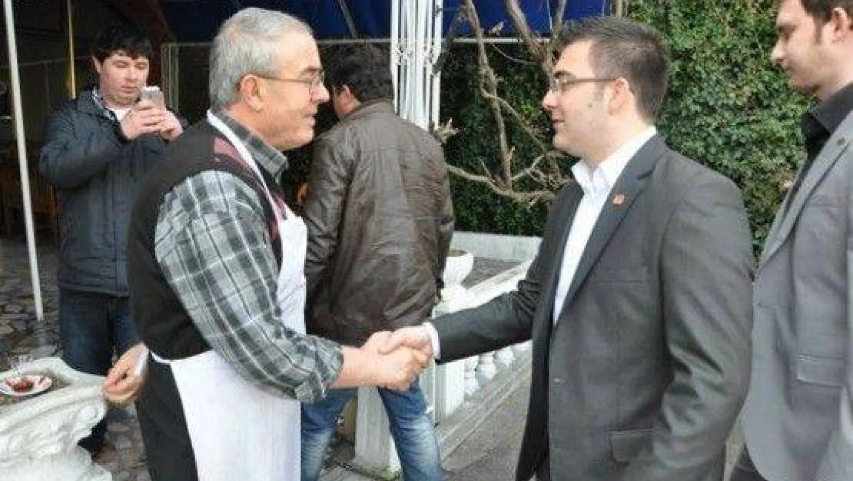 CHP Silivri Gençlik Kolları sıkılmadık el bırakmadı