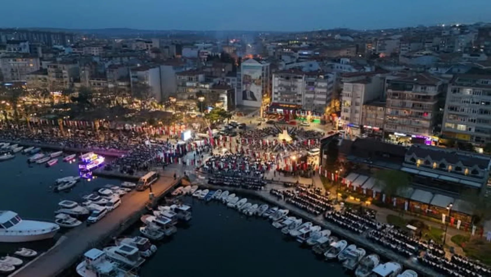 Silivri Sahilinde Büyük İftar Programı Gerçekleşti