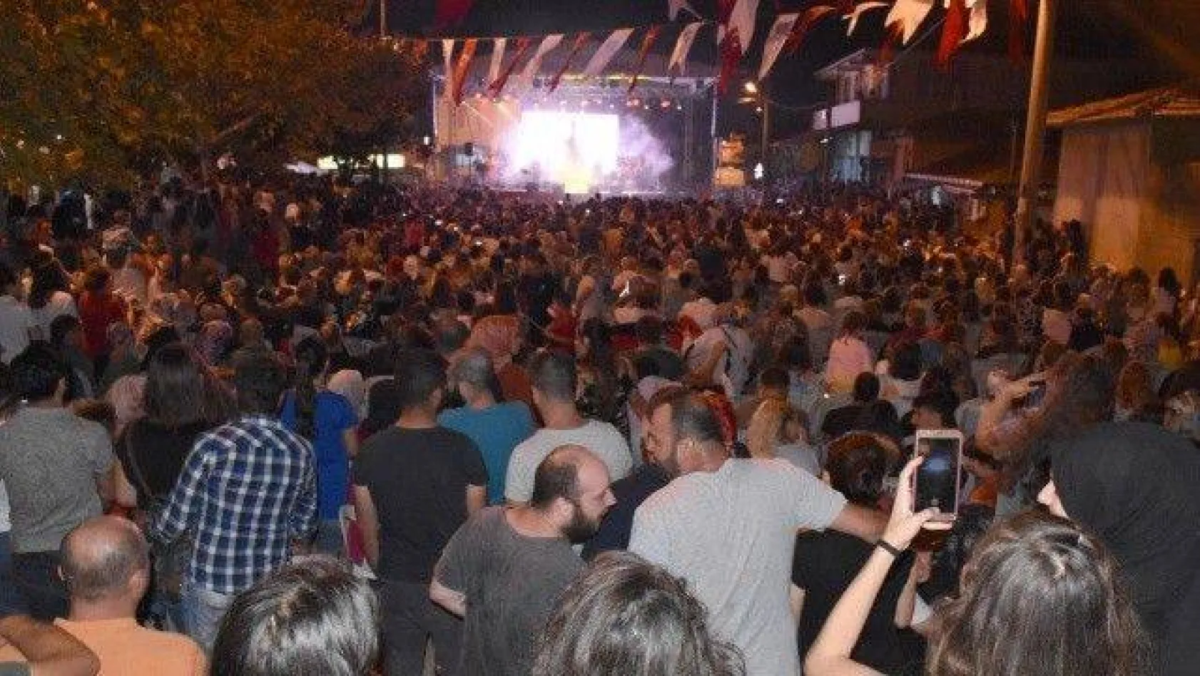 Kadıköy'de Renkli Karpuz Festivali