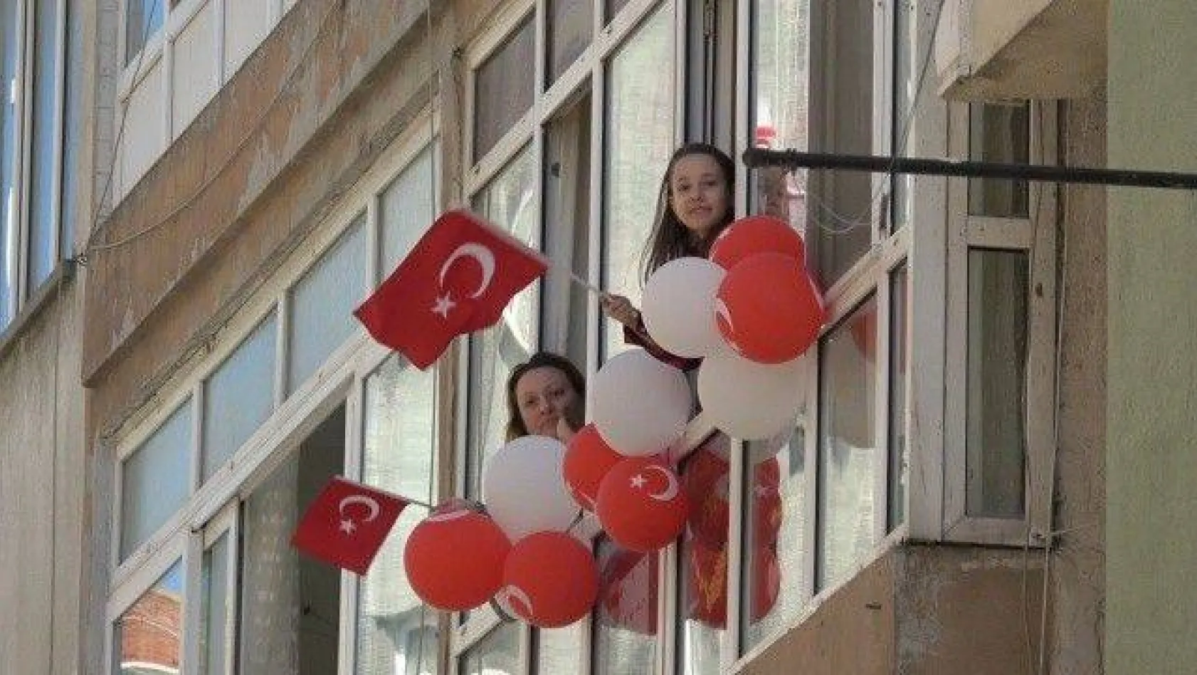 Silivri 23 Nisan'ı Coşkuyla Kutladı